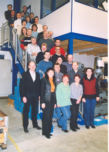 Seifried-Zahnrder Team auf Treppe